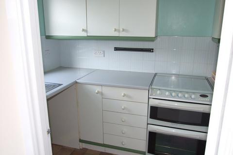 2 bedroom terraced house to rent, Reed Close, Chatteris