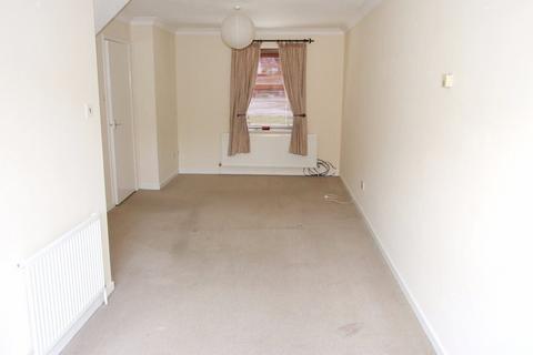 2 bedroom terraced house to rent, Reed Close, Chatteris