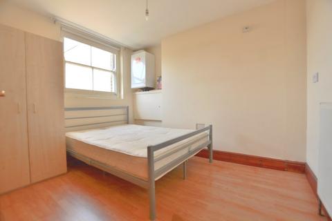 undefined, Bethnal Green Road, London E2