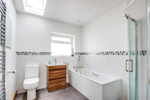 564 Limpsfield Road, Warlingham, CR6 9DS