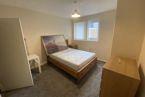 3 bedroom apartment to rent, Marlborough Grange, Leeds, West Yorkshire, LS1