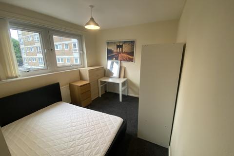 3 bedroom apartment to rent, Marlborough Grange, Leeds, West Yorkshire, LS1