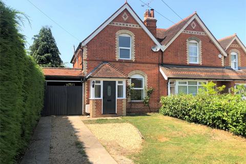 3 bedroom semi-detached house to rent, Baskerville Road, Reading RG4