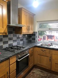 2 bedroom flat to rent - Park Road, Quarry Bank, Brierley Hill, DY5 2DF