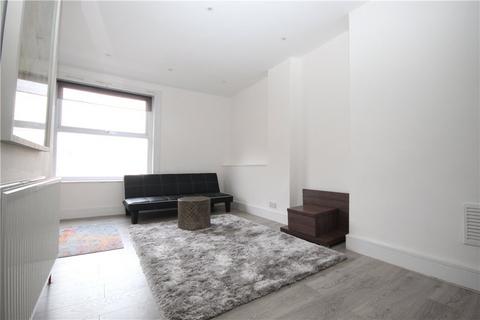 1 bedroom in a house share to rent, Goldhawk Road, London, W12