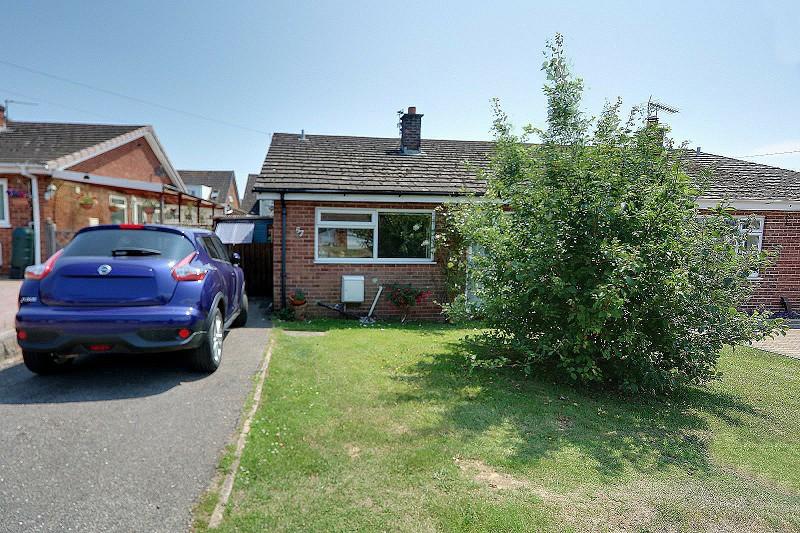 Lancaster Drive, Lydney, Gloucestershire. GL15 5SJ 3 bed semidetached house £205,000
