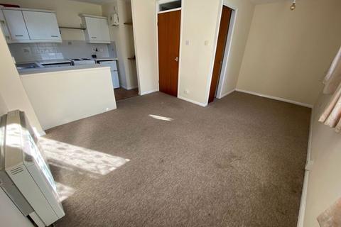 1 bedroom apartment to rent, Paddock Close, Bristol