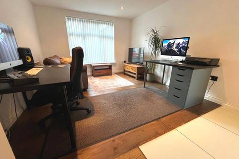 2 bedroom apartment to rent, Highfield Rise  Chester Le Street