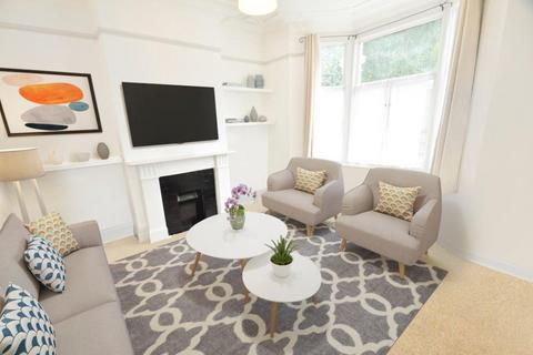 2 bedroom flat to rent, Iffley Road, London W6 0PD
