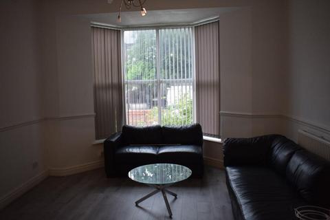 Studio to rent, Orrell Lane, Liverpool L9