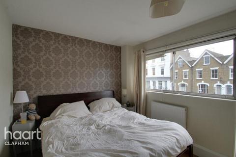 2 bedroom country house to rent, Auckland Road, London