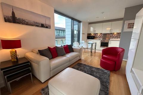 2 bedroom flat to rent, Meadowside Quay Walk, Glasgow Harbour, Glasgow, G11