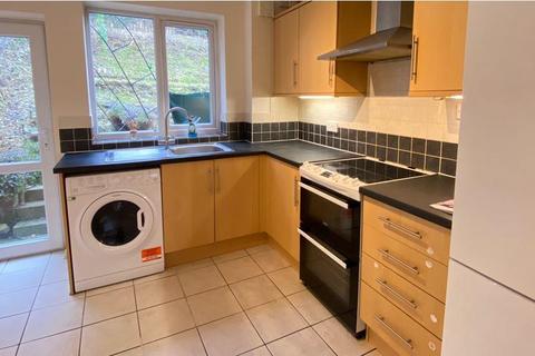 2 bedroom apartment to rent, Birch Way,  Chesham,  HP5