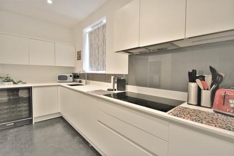 undefined, Ashchurch Grove, Hammersmith, W12