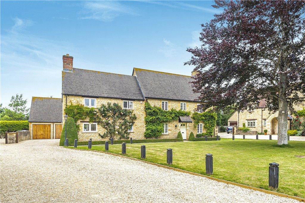 Barncroft, Long Compton, Warwickshire, CV36 4 bed detached house £860,000