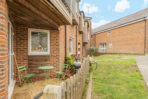 2 bedroom flat for sale - Portfield Place, Church Road, Chichester, PO19