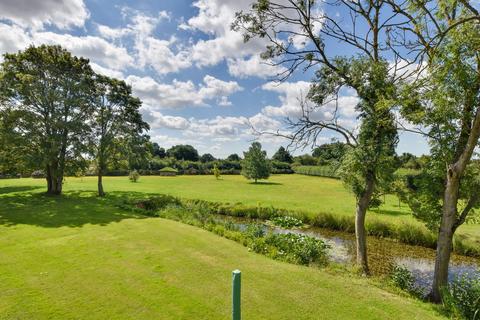 5 bedroom farm house to rent, Cobblers Green, Felsted