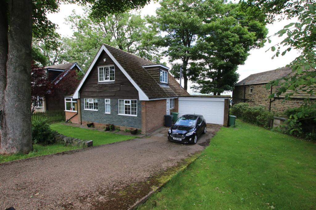 Carr Hill Road, Upper Cumberworth 4 bed detached bungalow £950 pcm (£