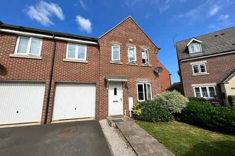 4 bedroom semi-detached house to rent, Amarella Lane, Kirkby In Ashfield, Nottinghamshire