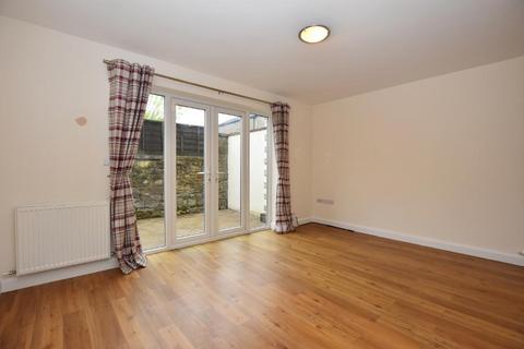 2 bedroom semi-detached house to rent, Mitchell Street, Clitheroe, BB7 1DF