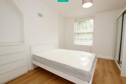 2 bedroom flat to rent, Wenham House, Ascalon Street, London, SW8 4DZ