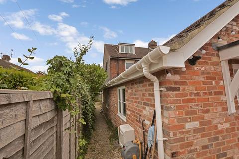 undefined, Longland, Salisbury