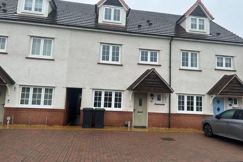 undefined, Turntable Avenue, Aston Fields, Bromsgrove