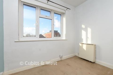 3 bedroom maisonette for sale, High Street, Caterham, Surrey