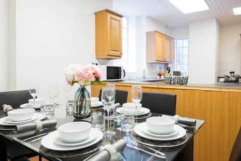 5 bedroom apartment to rent, Strathmore Court, St John's Wood