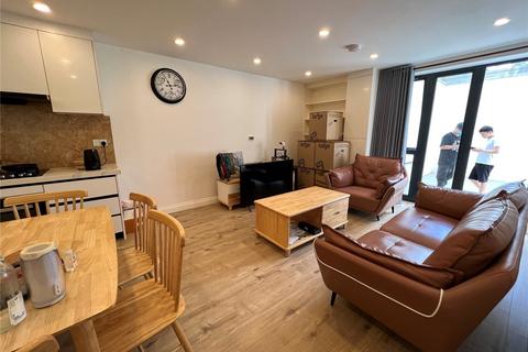 2 bedroom apartment to rent, James House, 35 Maidstone Road, London, N11