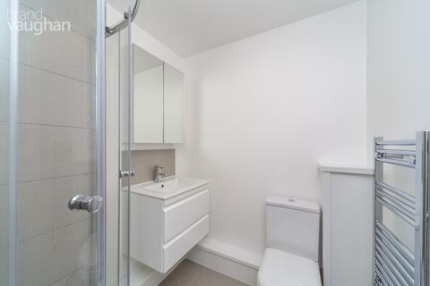Studio to rent, St Annes Court, Howard Place, Brighton, BN1