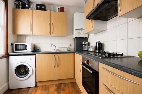 2 bedroom flat to rent, Alexandra Grove, Finsbury Park, N4