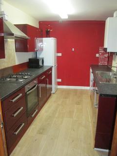 4 bedroom house share to rent, Princes road