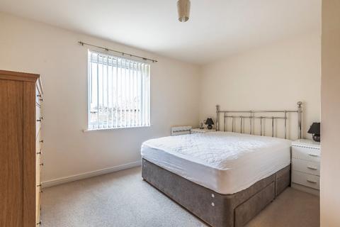 2 bedroom flat to rent, Centenary House, The Avenue, Clifton Green, York, YO30