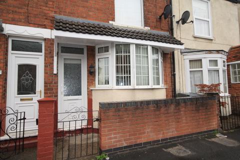 2 bedroom terraced house to rent, Alaska St, Hull, HU8