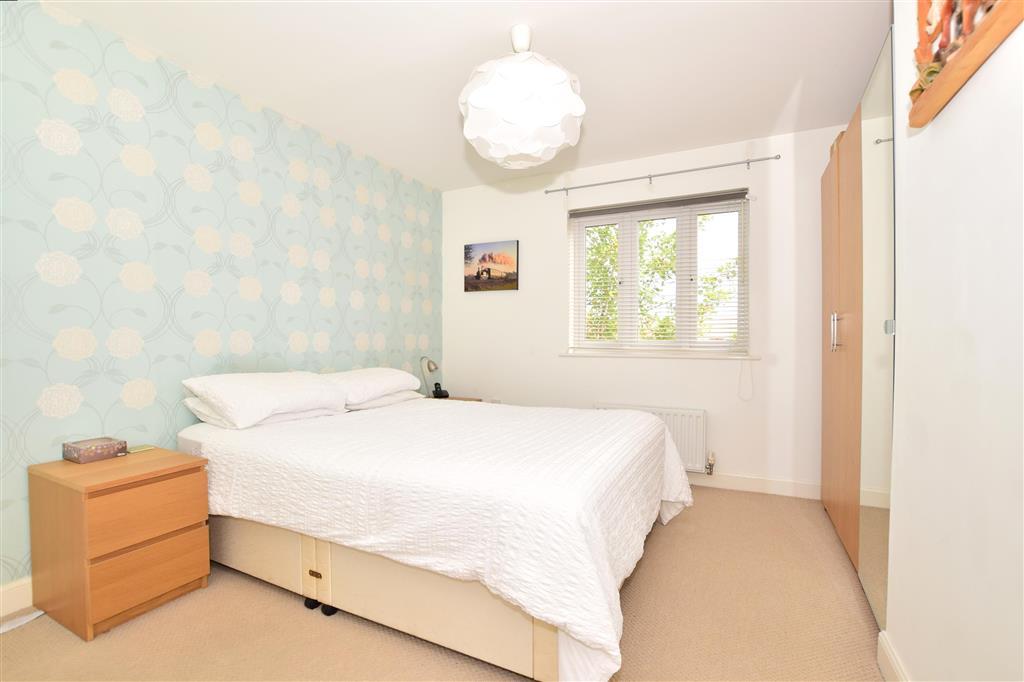 Running Foxes Lane, Ashford, Kent 2 bed flat £180,000