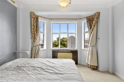 2 bedroom flat to rent, Wellington Court, 55-67 Wellington Road, St John's Wood, London