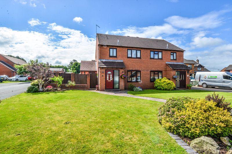 Croft Way, Market Drayton 3 bed semidetached house £229,950