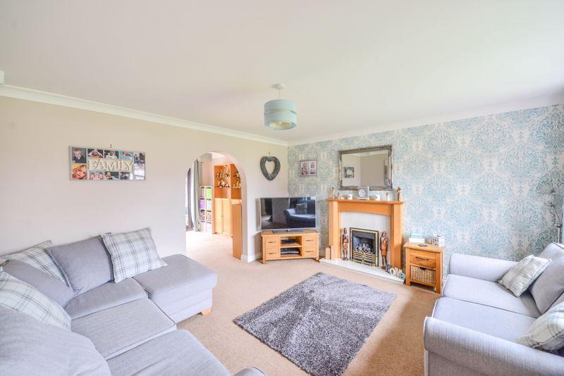 Croft Way, Market Drayton 3 bed semidetached house £229,950