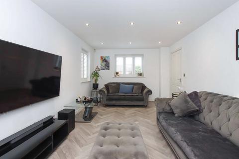 4 bedroom detached house for sale, Durham Road, Pitstone