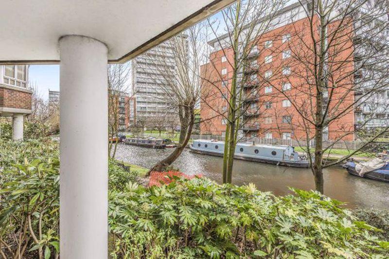 Carlton Gate, London 1 bed apartment £350,000