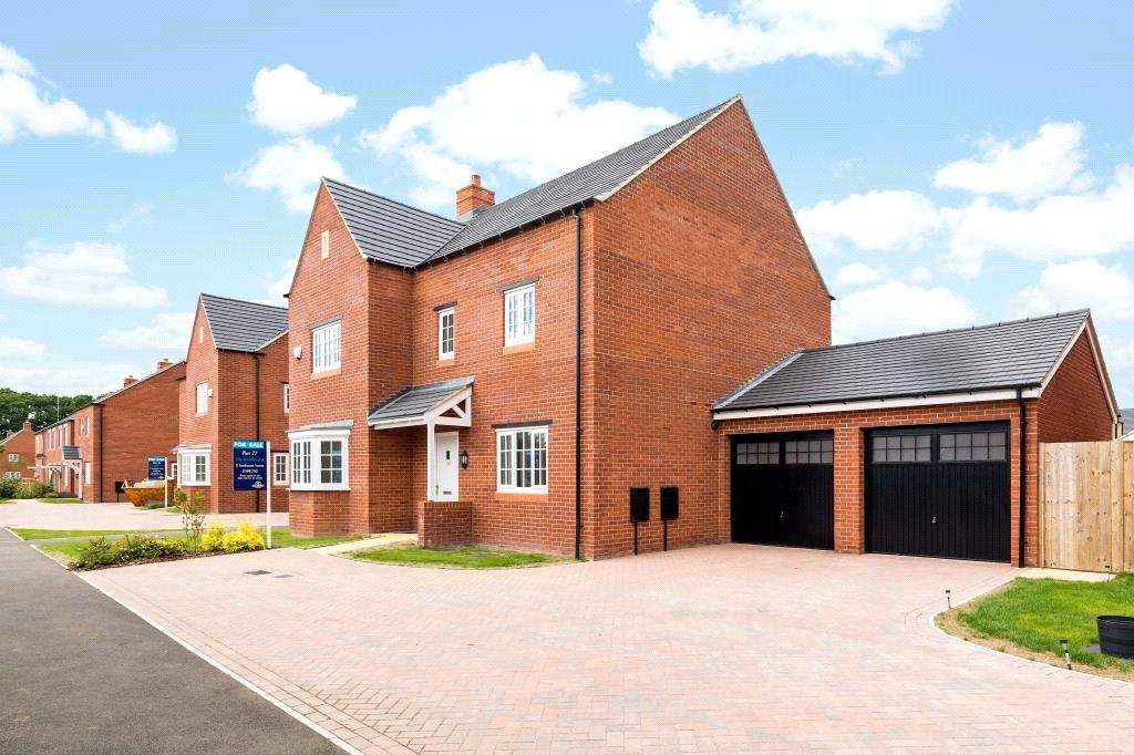 Parsons Piece, Banbury, Oxfordshire, OX16 5 bed detached house £599,750