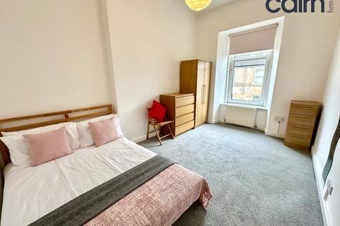 3 bedroom flat to rent, Bathgate Street, Dennistoun, Glasgow, G31