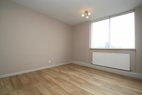 2 bedroom flat to rent, Cumberland Court, Croydon CR0