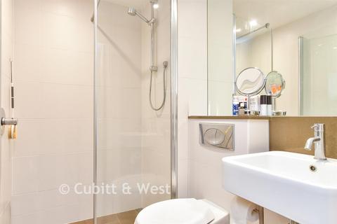 2 bedroom ground floor flat for sale, Suez Way, Brighton, East Sussex