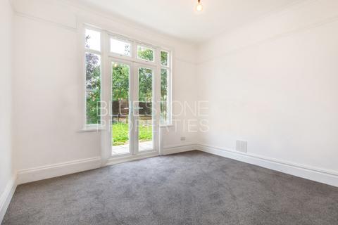 undefined, FLAT 1 , 270 Holmesdale Road