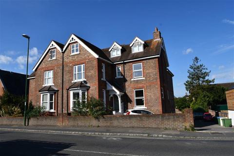 undefined, High Street, Billingshurst RH14