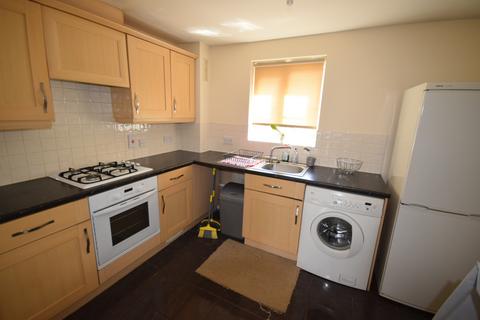 2 bedroom flat to rent, St. Lukes Court, Hatfield AL10