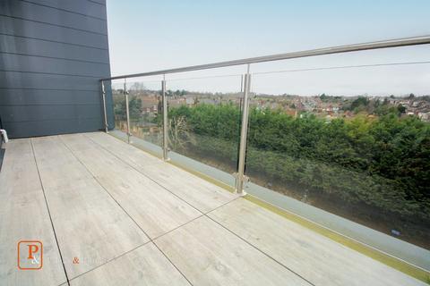 2 bedroom penthouse to rent - Station Square, Colchester, Essex, CO4