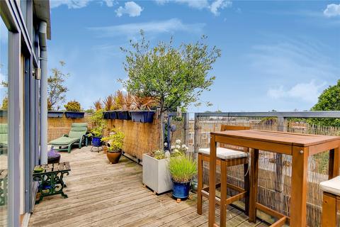 2 bedroom penthouse for sale - East Arbour Street, London, E1